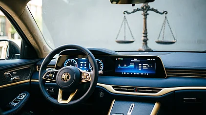 Автоюрист при ДТП в Москве адвокат Василий Лебин